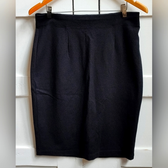 Eileen Fisher Women's Classic Black Pencil Skirt | Size Medium - Picture 1 of 5